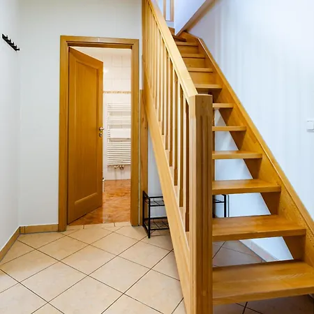 Wohlfuehl-maisonette Mit Blick Auf Therme Apartment