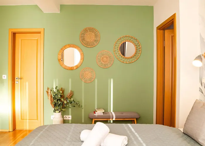 Апартаменты Mava Homes Бад-Заров